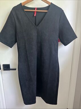 NWT SPANX Black V-Neck Short Sleeve Mini Dress Size Medium